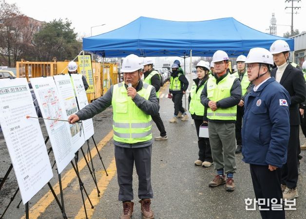 이장우 대전시장, 트램 2호선 공사 현장 방문