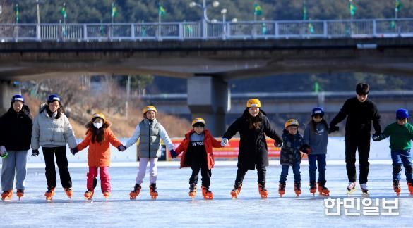 겨울 스포츠 즐기기! 인제군민과 함께하는 스케이트 교실 수강생 모집