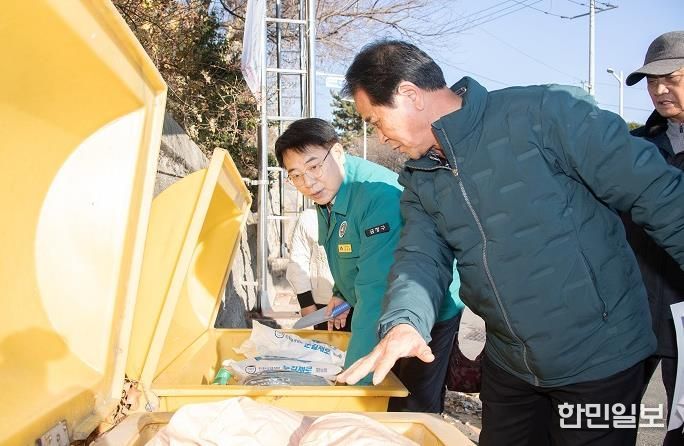 윤일현 부산 금정구청장, 동절기 민생 안정을 위한 현장 방문