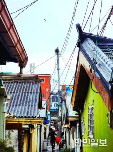 인생사진 맛집, 속초 대상 수상작(새마을길 비오는 어느날)