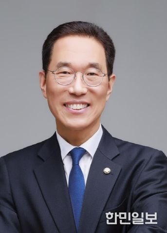 더불어민주당 김주영 국회의원(경기 김포시갑, 국회 기후에너지환경노동위원회 간사)