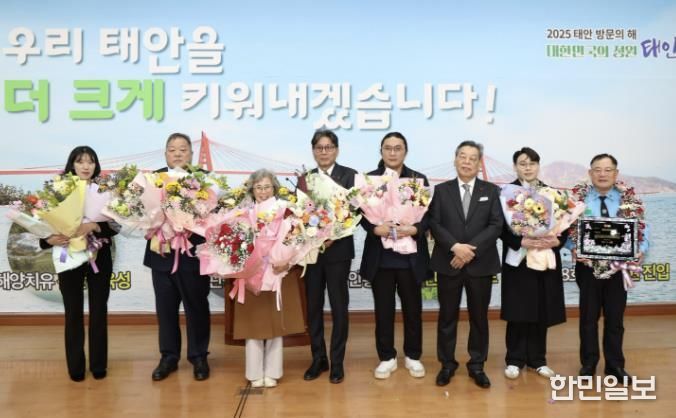 12월 31일 군청 대강당에서 열린 시상식 모습.