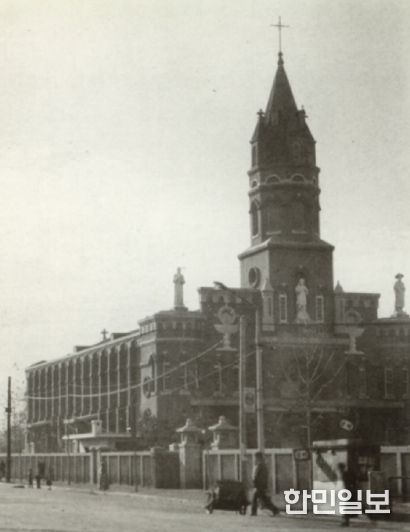 전주중앙성당, 7번째 국가등록문화유산 예고...천주교 새명소 기대(1960년대 중앙성당)