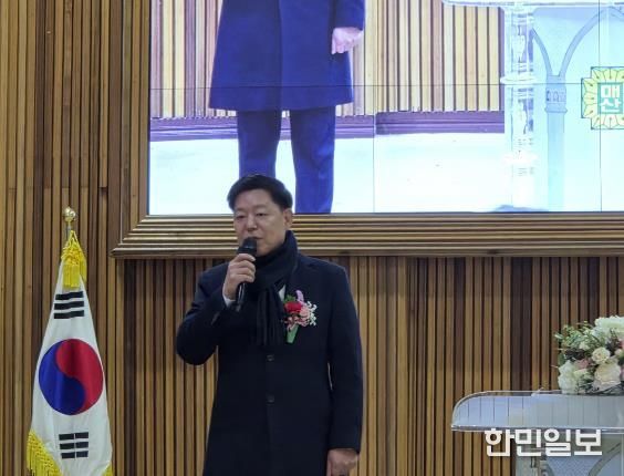 김정희 전남도의회 교육위원장 순천매산고 졸업식 축사 사진