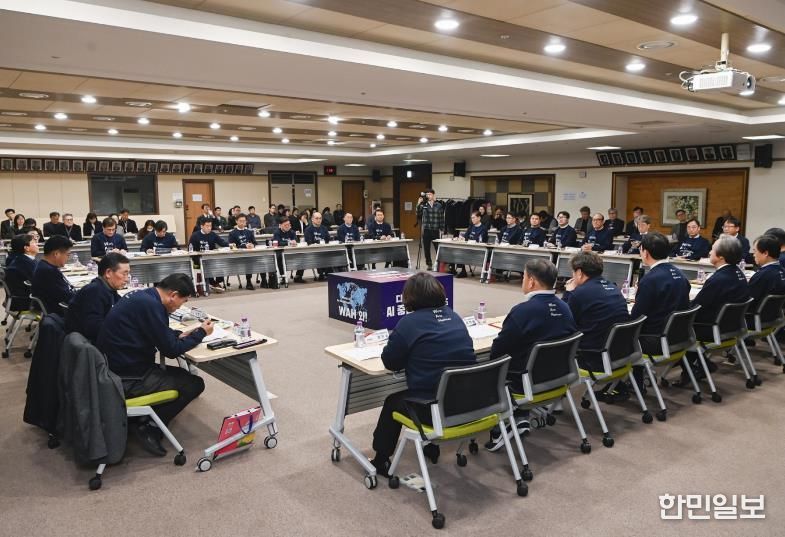 원주시, AI위원회 위원장 선출...전문가 중심 AI 거버넌스 공식화