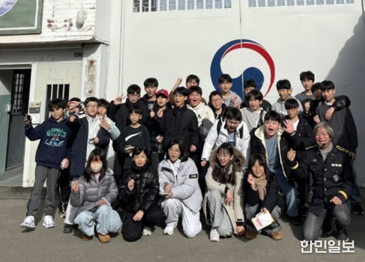 “부산 검도 수련생 100명, 장흥 빠삐용Zip서 교도소 체험”