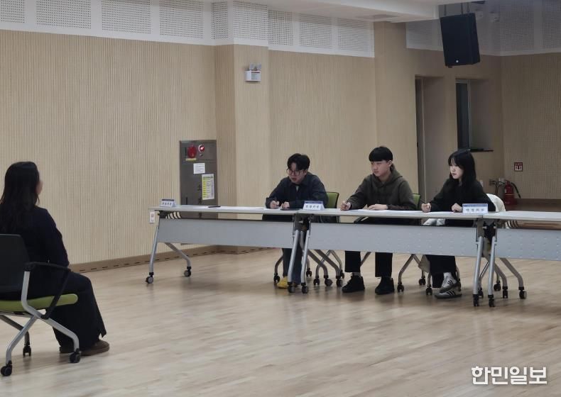 청소년자치기구 면접 사진