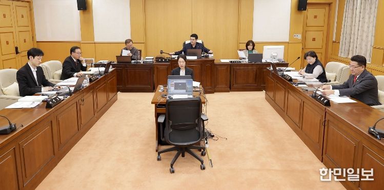 제292회 임시회 제2차 본회의 상임위 회의_행정자치위원회