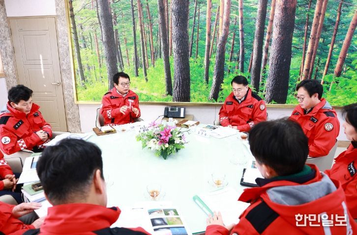 울진군, 산림청과 산불․재선충병 대응 협력 논의