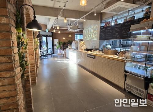 중구 “학성가구거리 새바람”…학성가구거리 활력센터 개관