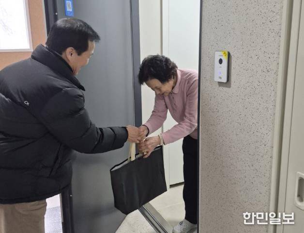 과천시, 명절 맞아 동 지역사회보장협의체 나눔 행렬 이어져