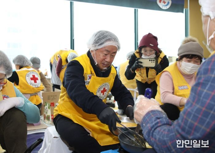 남양주시, 적십자봉사회 남양주시협의회와 설 명절 맞이 취약계층 나눔행사 개최