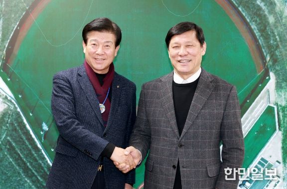 허구연 총재, 박범인 금산군수