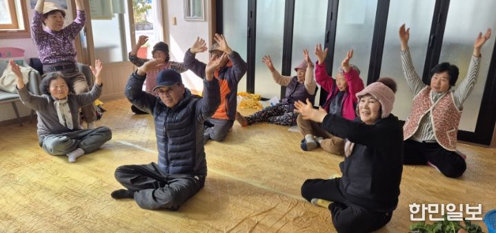 어르신 건강 증진을 위한 건강생활실천 프로그램 운영