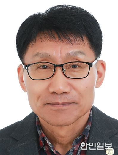 김희기 자연과학교육원장