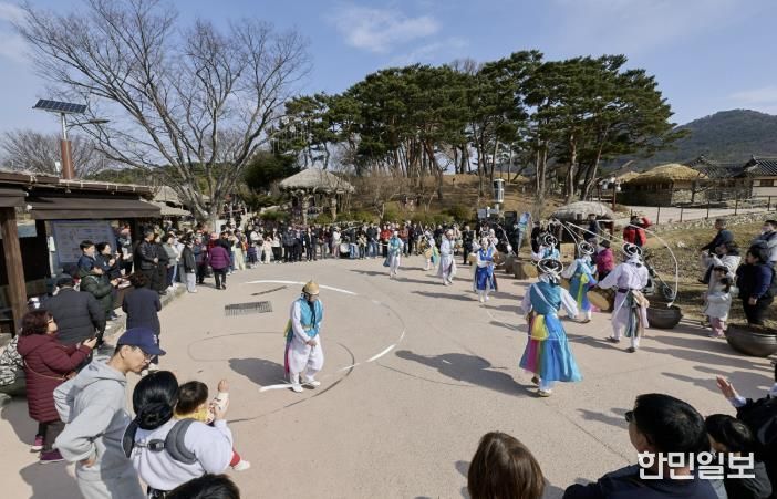 사물놀이패 관람 사진