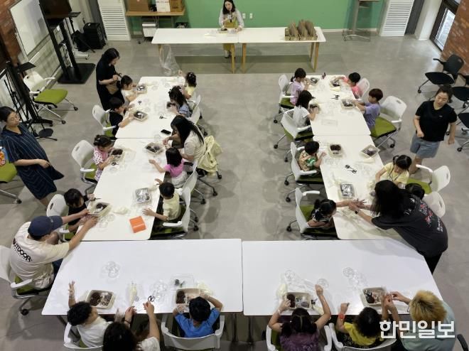 광양예술창고 시민 참여 체험 프로그램 나도예술가 운영 문화예술과(현장사진)