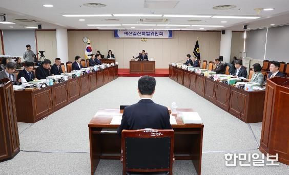 전남도의회 예결위, 제1차 추가경정예산안 심사