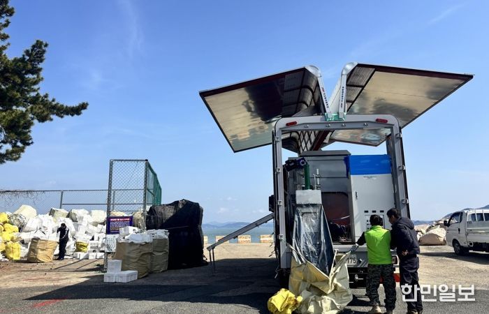 장흥군, 해양쓰레기 변신 ‘폐스티로폼 감용기’ 3월 본격 가동