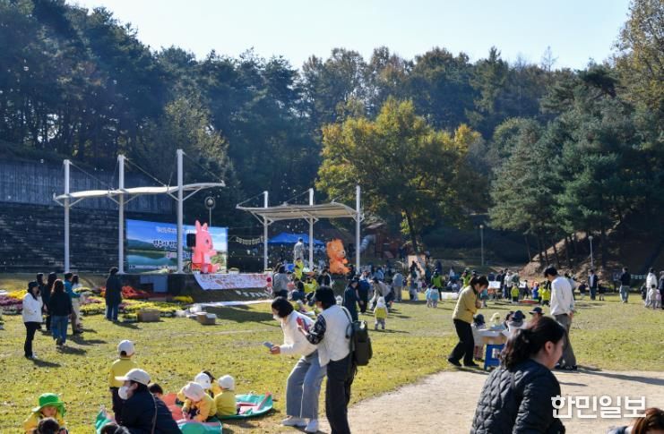 (참고사진-지난해)유아숲 프로그램 가족의 숲 행사가 개최 됐다