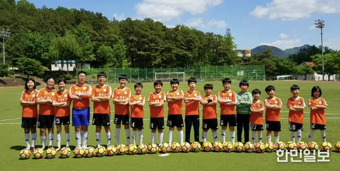 축구단 단체사진