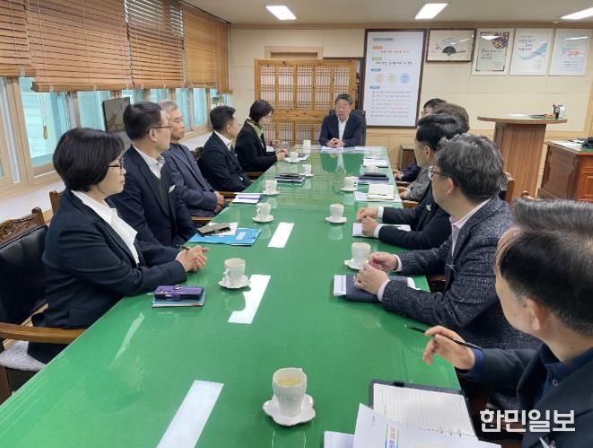 광양시 권한대행 체제 속에서도 물샐틈없는 시정 운영 의지 다져 총무과(회의사진)