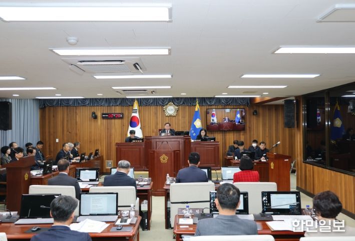 제290회 울진군의회 임시회 개회!