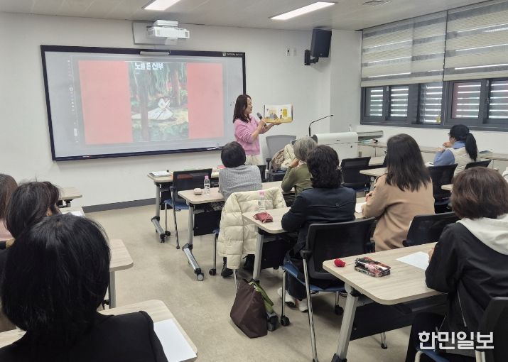 청도도서관, 2026년 재능나눔 그림책 읽어주기 운영