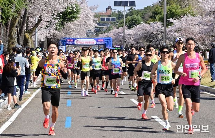 공군과 함께한 ‘2026 진주남강마라톤대회’ 성료