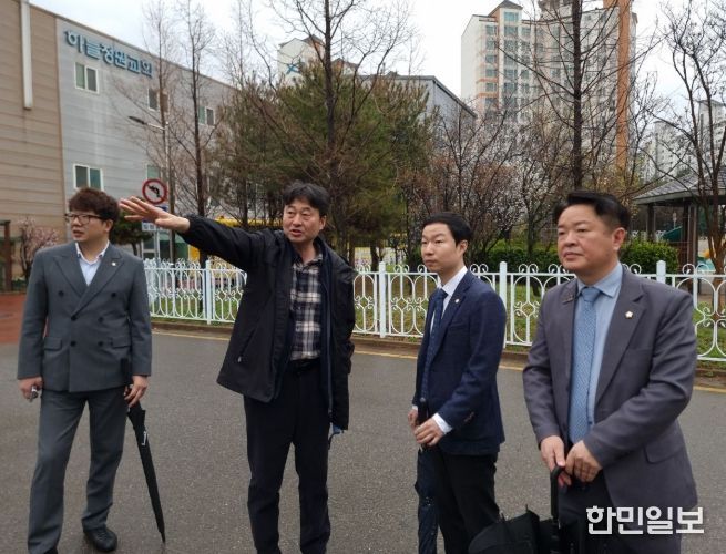 인천시 서구의회 김남원·이영철의원, 단봉중학교 현장 점검 간담회