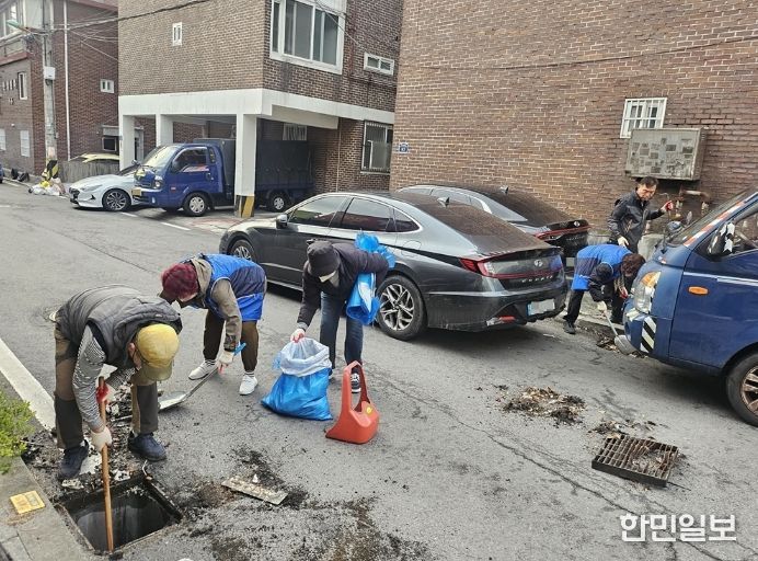 의정부시 의정부2동, 여름철 침수 피해 예방 위해 빗물받이 정비 실시