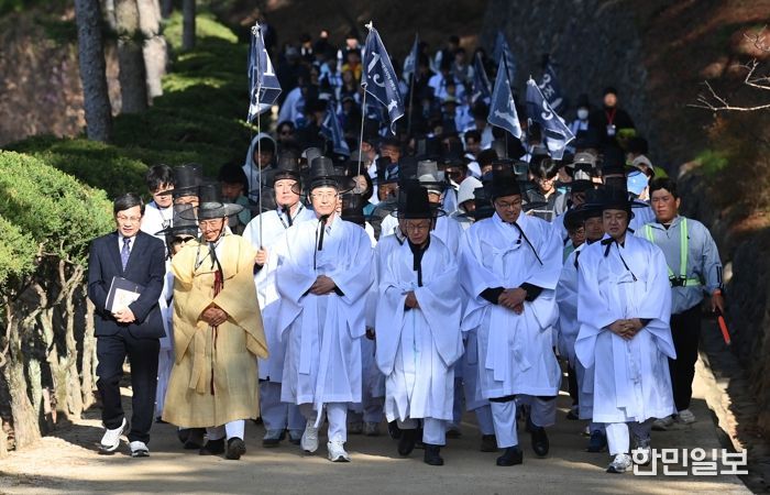 경북도 ‘오직, 한없이 아름다운 나라’를 향한 염원 되새기며