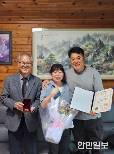 故 김흥악 지사의 외증손자 내외